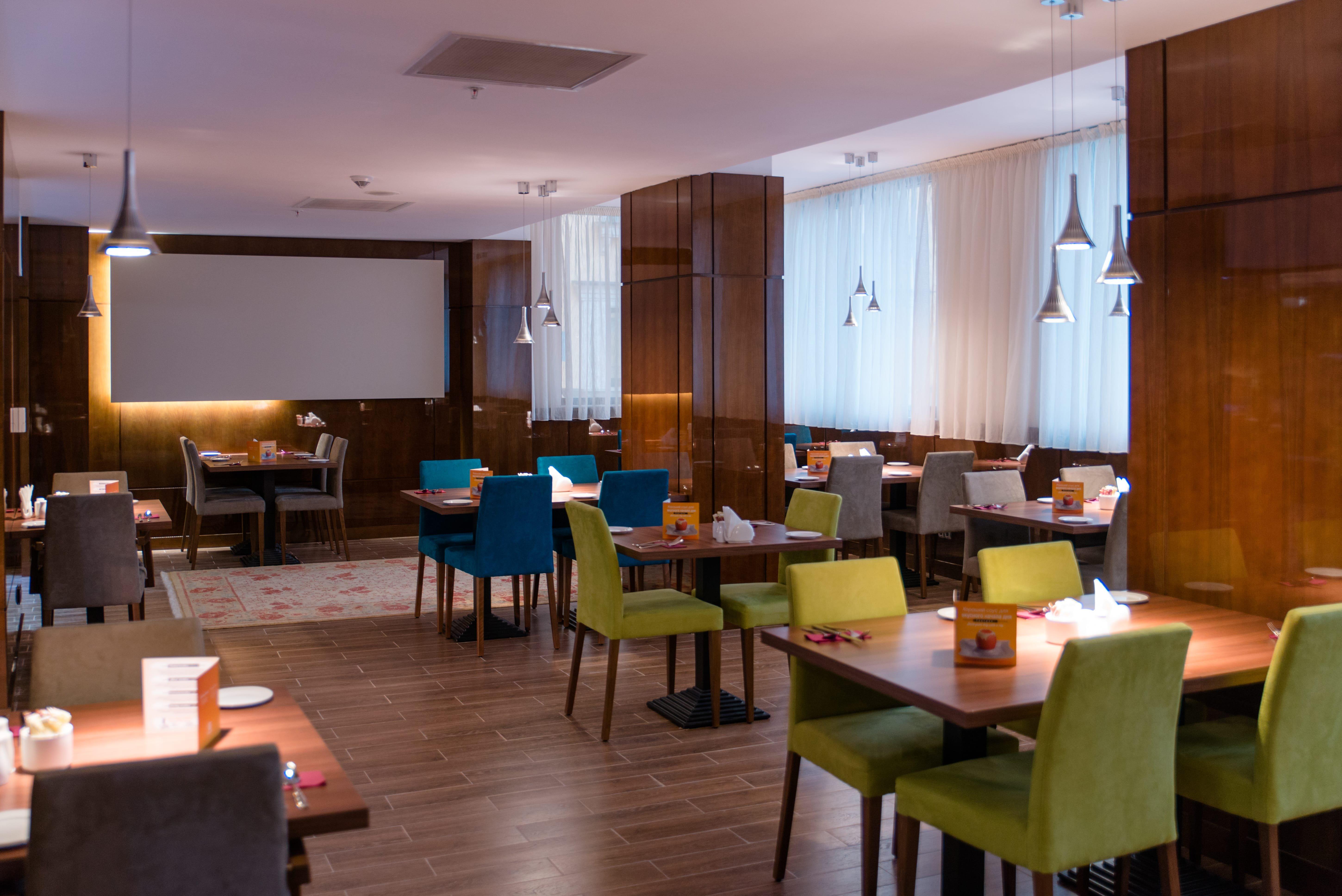 Holiday Inn Aktau By Ihg Kültér fotó