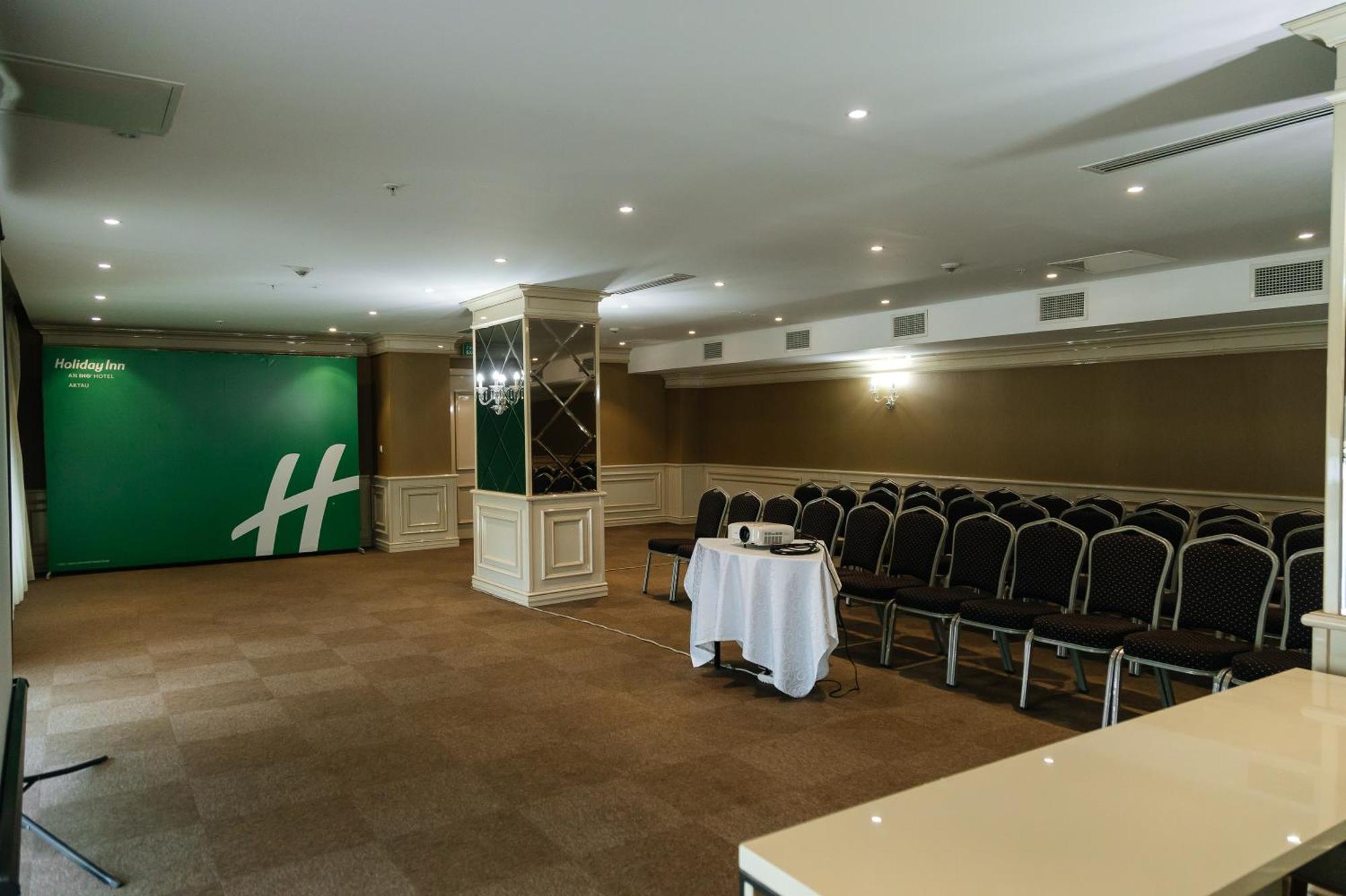 Holiday Inn Aktau By Ihg Kültér fotó